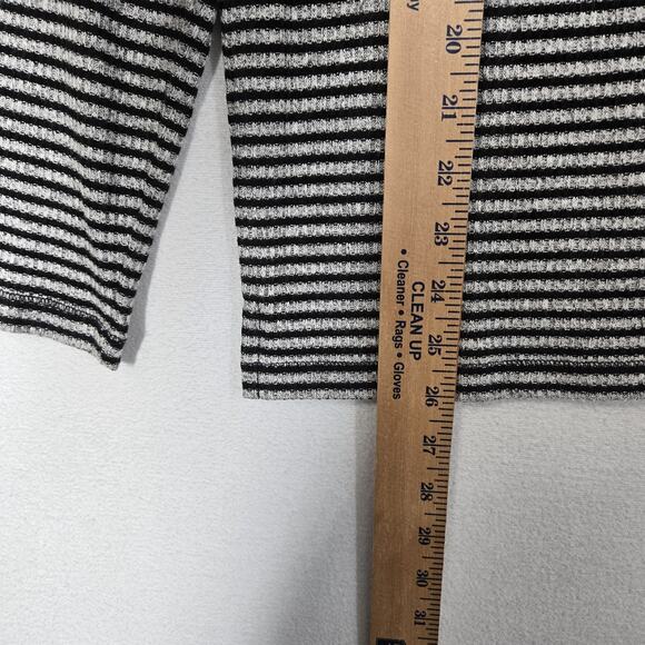 Weekends by Chico's Trailwinds Stripe Cowl Top sz 1 (M) Black Gray Long Sleeve - Picture 14 of 15